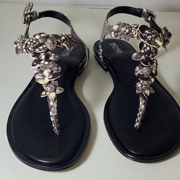 Michael Kors Tricia Thong Embossed Leather - Picture 2 of 5